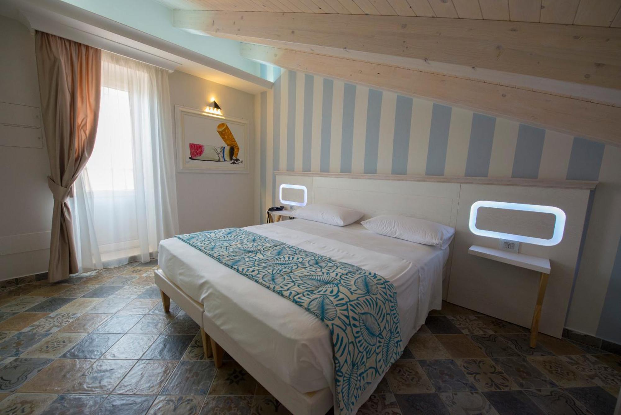 Hotel Residenza Donna Giovanna à Tropea Chambre photo